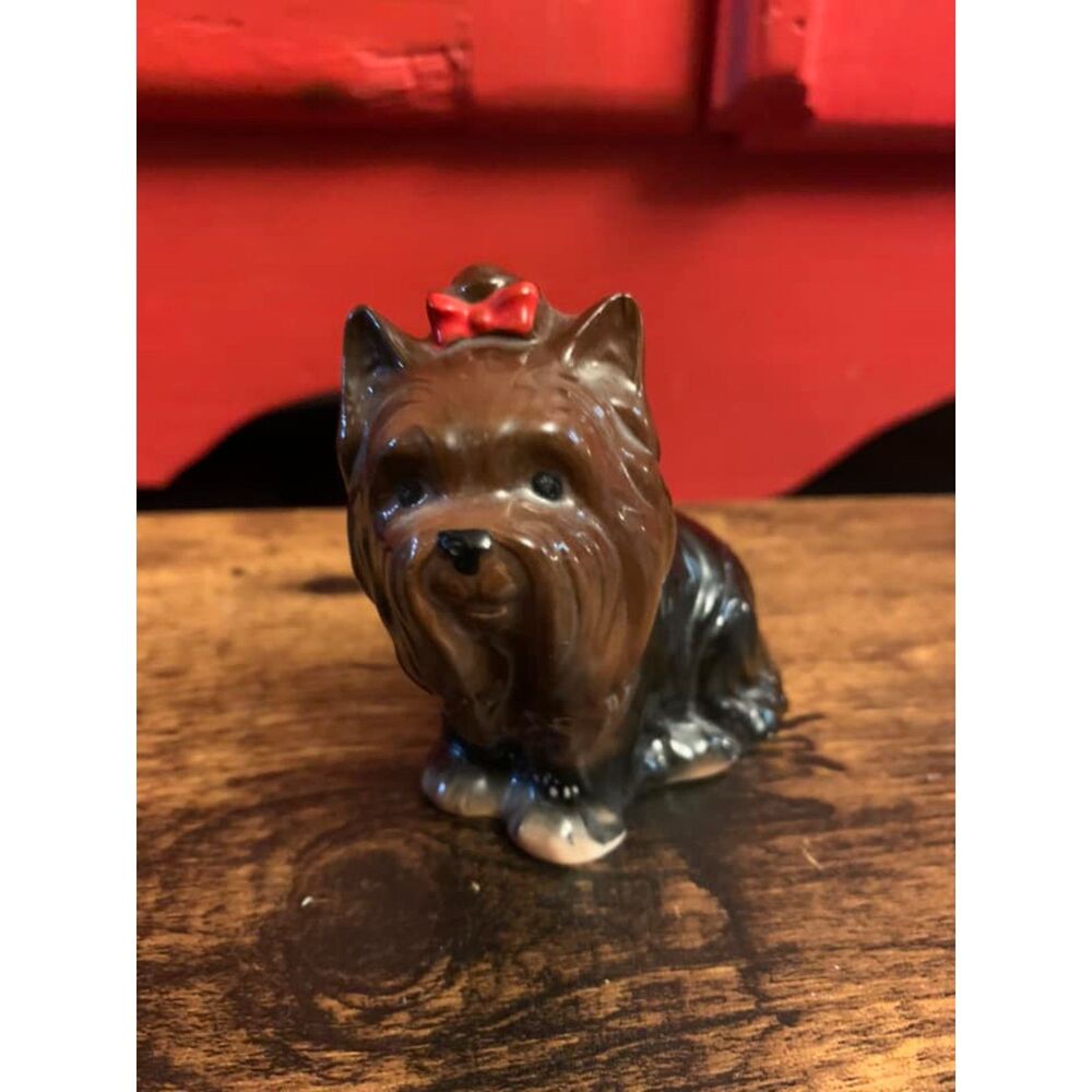 Glass Yorkie Dog Brown Black with Red Bow 3.5"X3.5"" Puppy Collectible CUTE EUC
